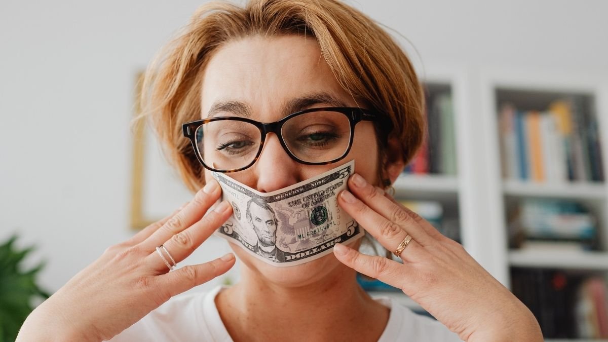 How to Protect Yourself from Fake Influencers