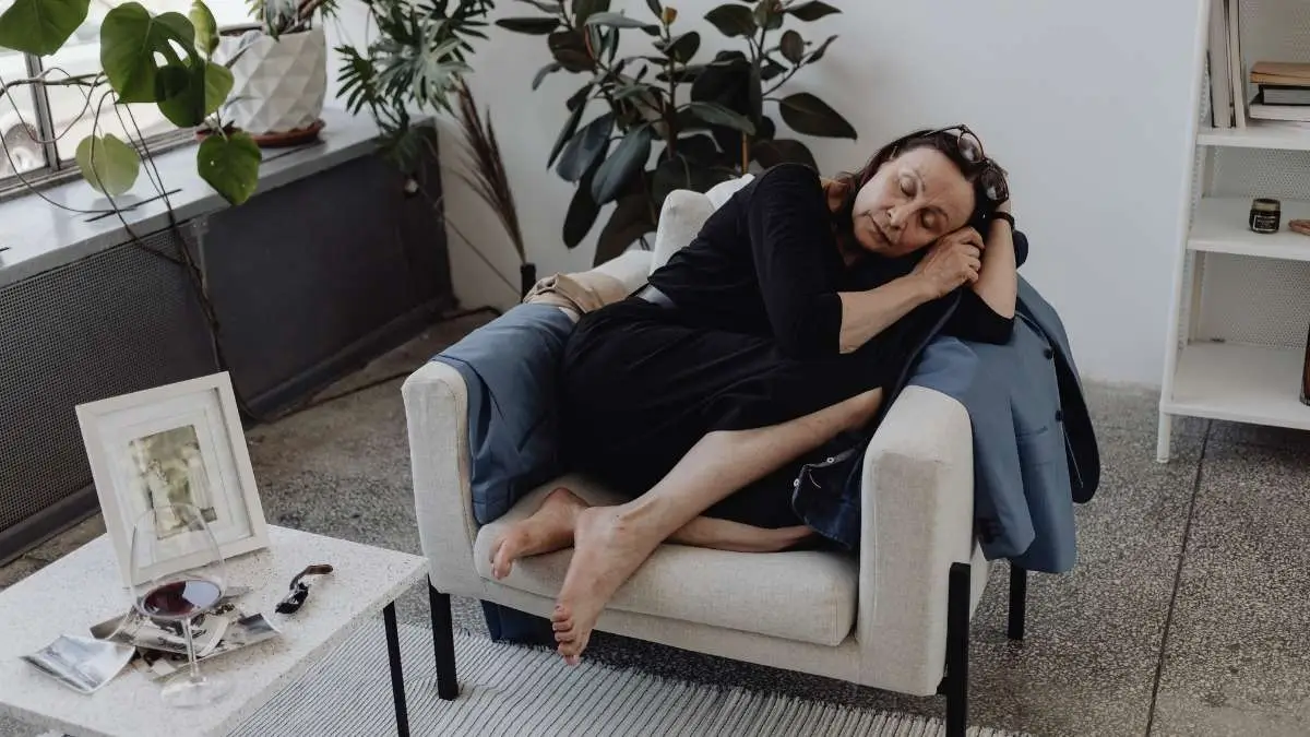 What 8 Hours in a Chair Really Does to Your Body