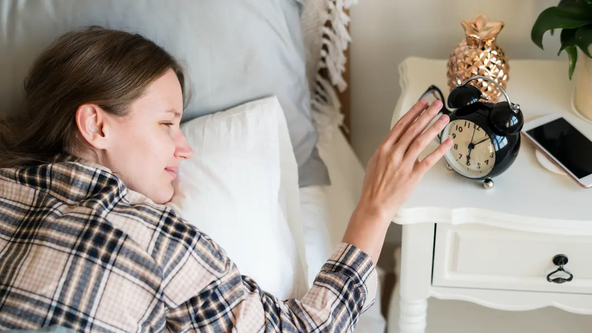 Why Your Mornings Feel Sluggish (And a 90-Second Fix)