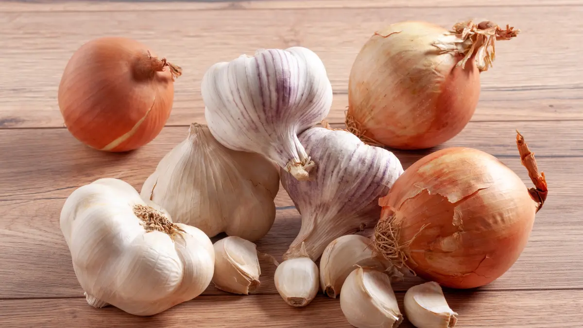 Garlic & Onions