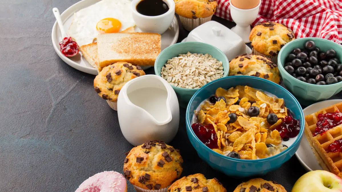 Most Breakfast Cereals, Cookies & Pastries