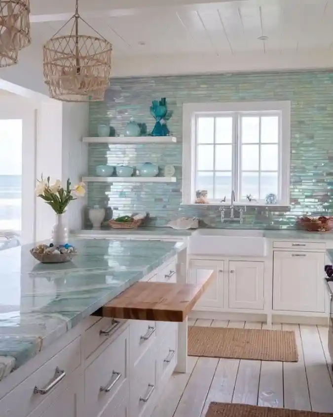 Shimmering Sea-Inspired Surfaces