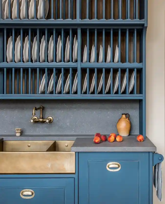 Built-In Open Plate Rack
