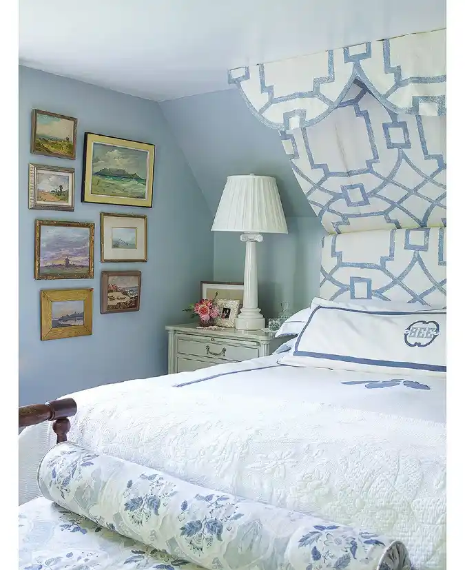 Custom Canopy and Angled Art Gallery