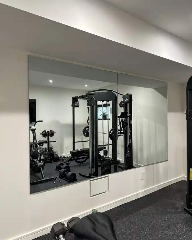 Frameless Horizon Mirror