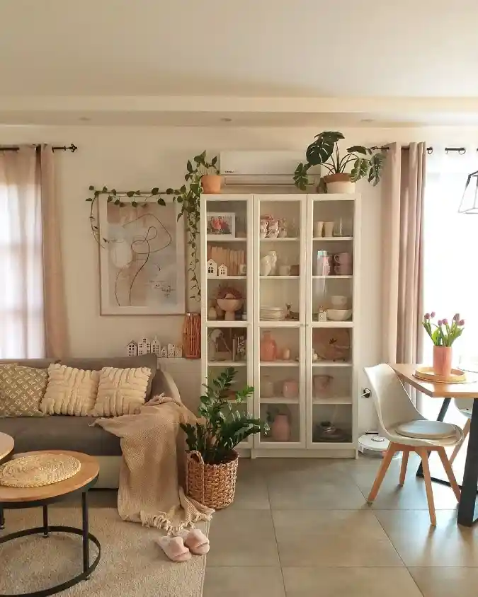 Freestanding Display Cabinet for Renters