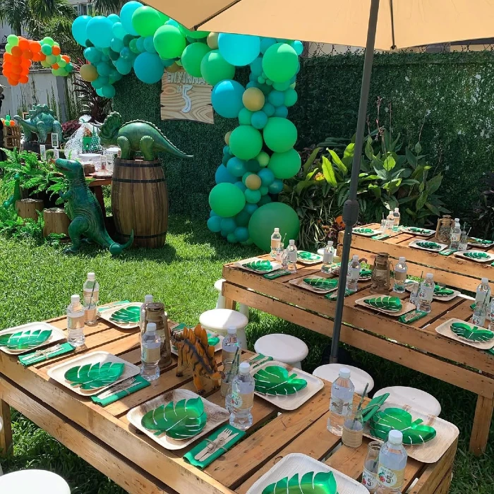 Rustic Jungle Safari Picnic Experience