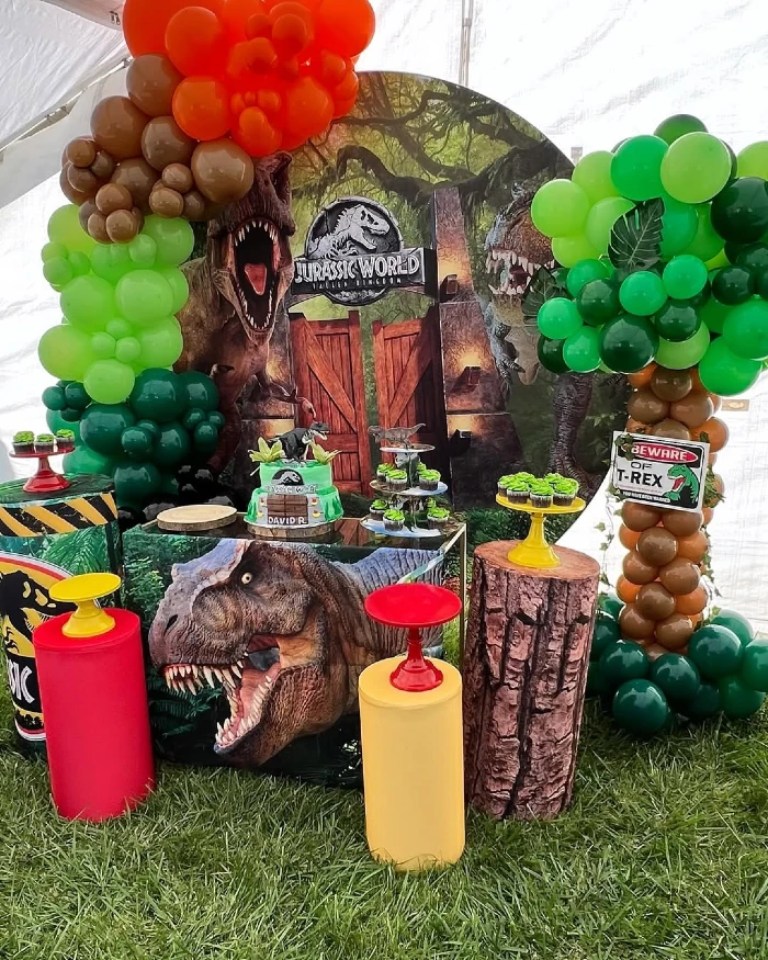 Volcanic Jurassic Gate Action Station