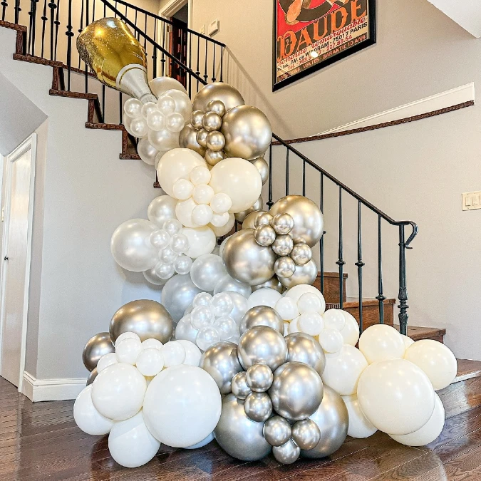 Grand Staircase Balloon Pour