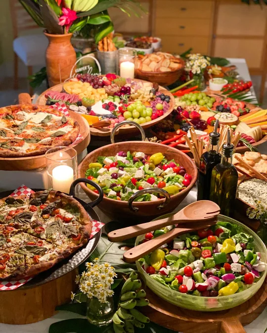 Fresh Salad and Pizza Feast