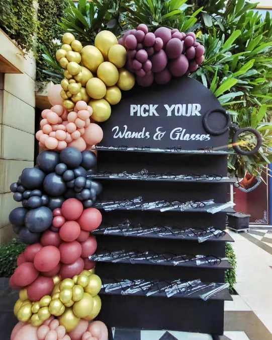 Accessory Selection Stand