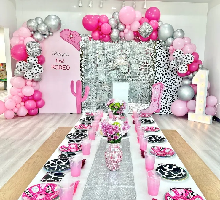 Pink and Silver Rodeo Tablescape