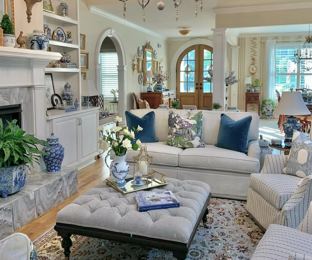Tufted Ottomans and Arched Doorways