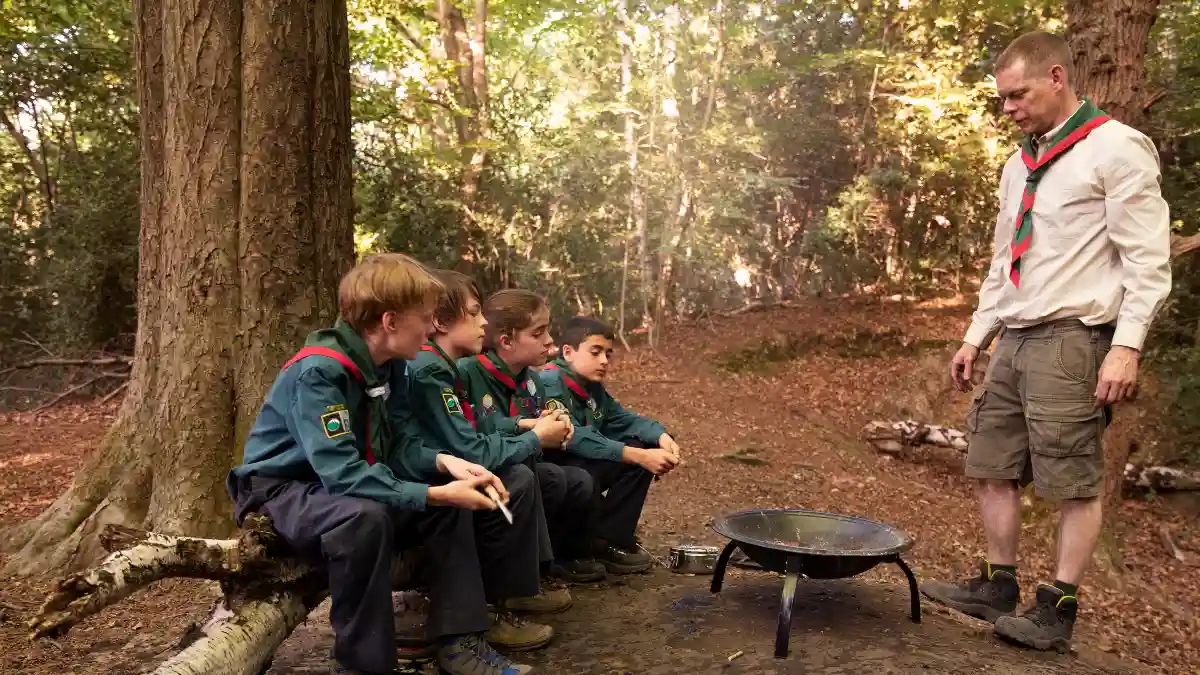 Survival Skills Every Beginner Should Master Before Disaster Strikes