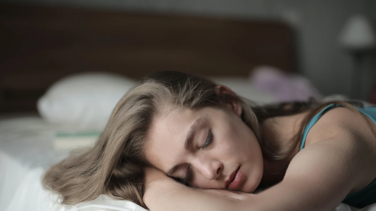 The Temperature Trick That Doubled Deep Sleep in Stanford's Latest Study