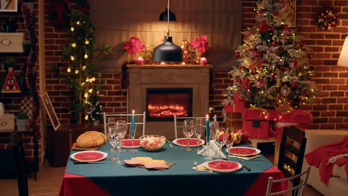 22 Christmas Mantel Ideas That Become Family Traditions