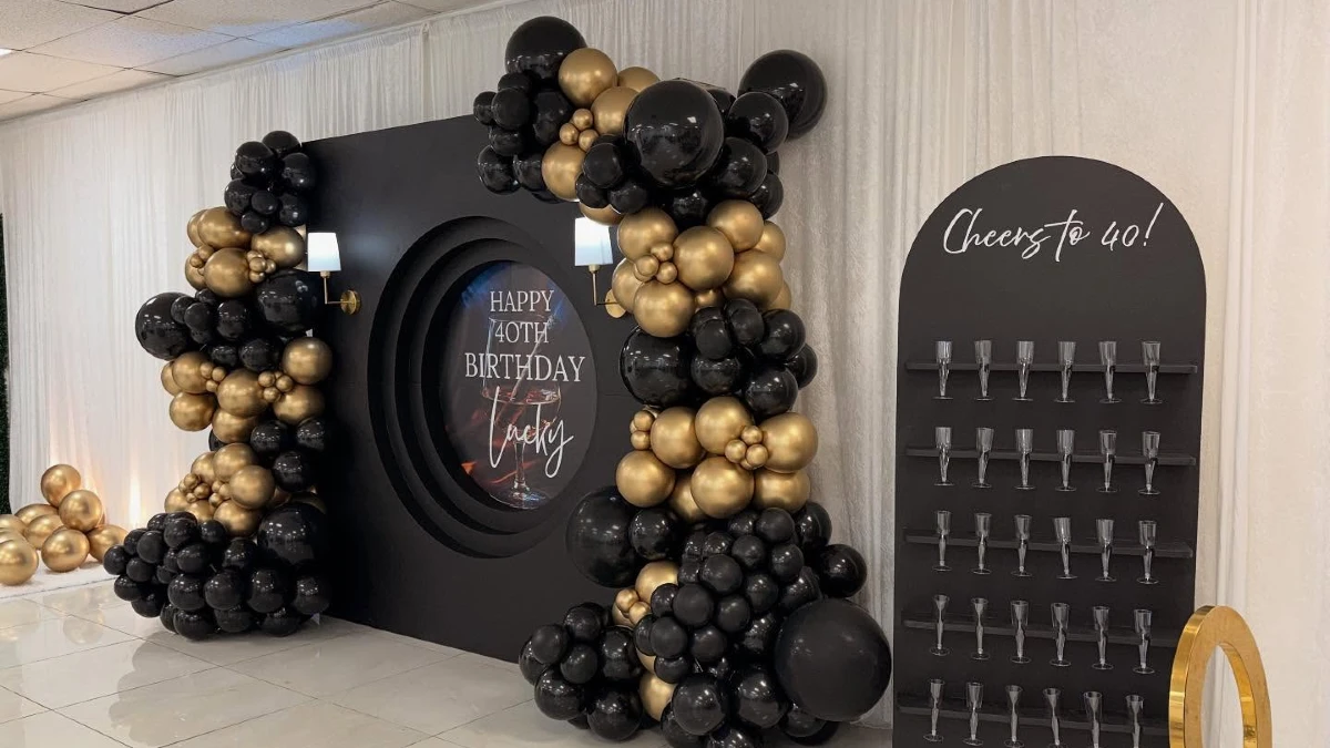 25+ Hollywood Theme Party Ideas for Red Carpet Glamour