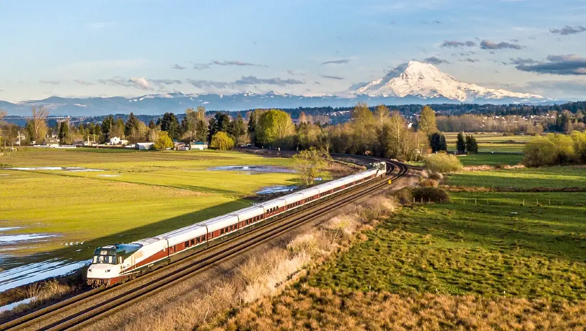 7 Luxury Train Routes That Are Making Americans Fall Back in Love With Not Flying